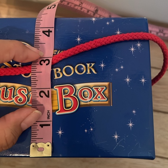 Disney StoryBook Music Box Set📚 - Picture 11 of 12